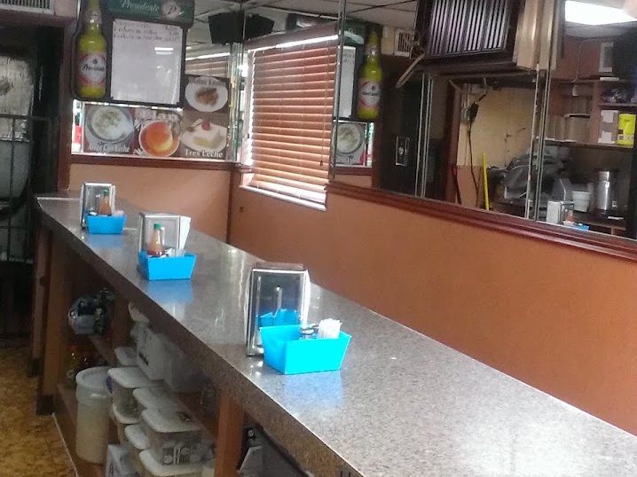 La Criollita Cafeteria interior